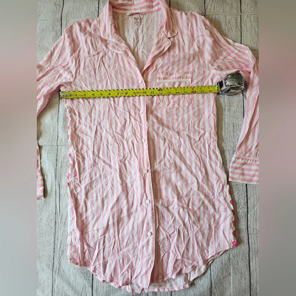 Victoria's Secret •XS• White Pink Striped Sleep Shirt Button Heart Detail sides - Picture 10 of 10